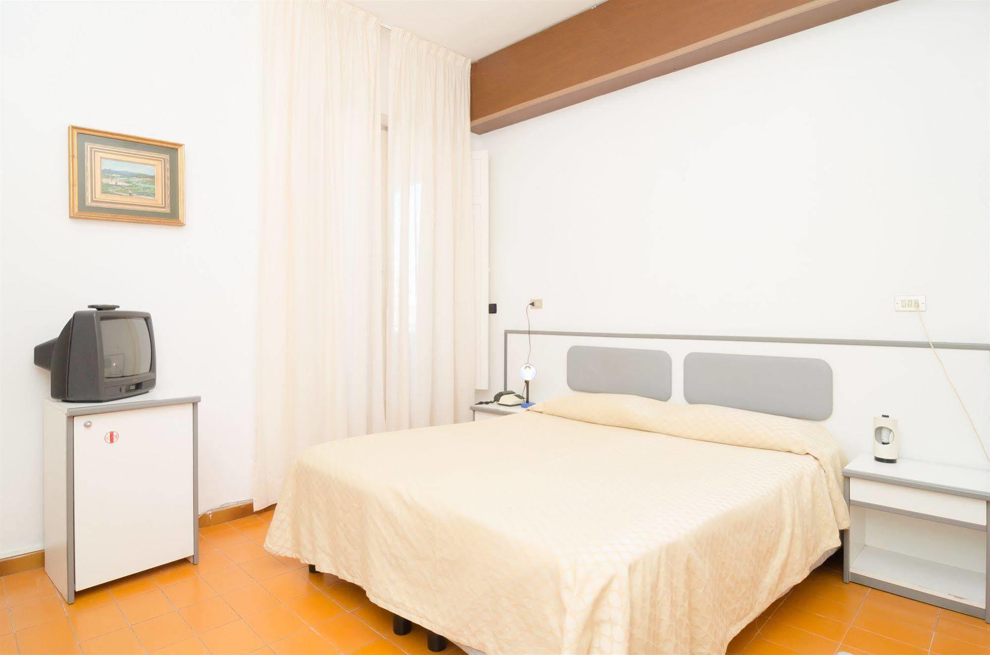 Hotel Flora Wellness & Beauty Ischia Exterior photo